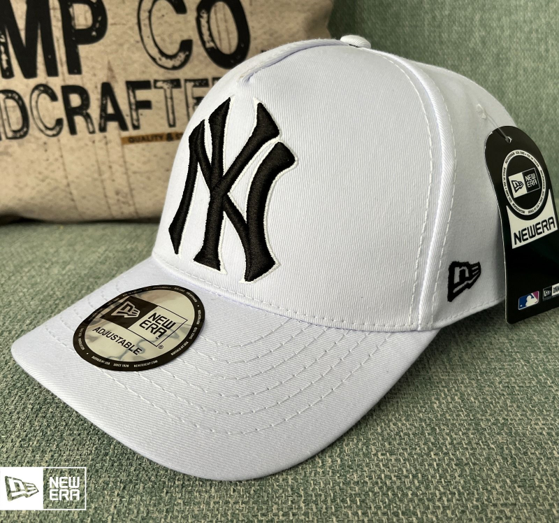 GORRA PLANA NEW ERA YANKEES BLANCA